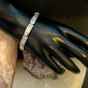 Simply Beautiful Mother of Pearl Bracelet